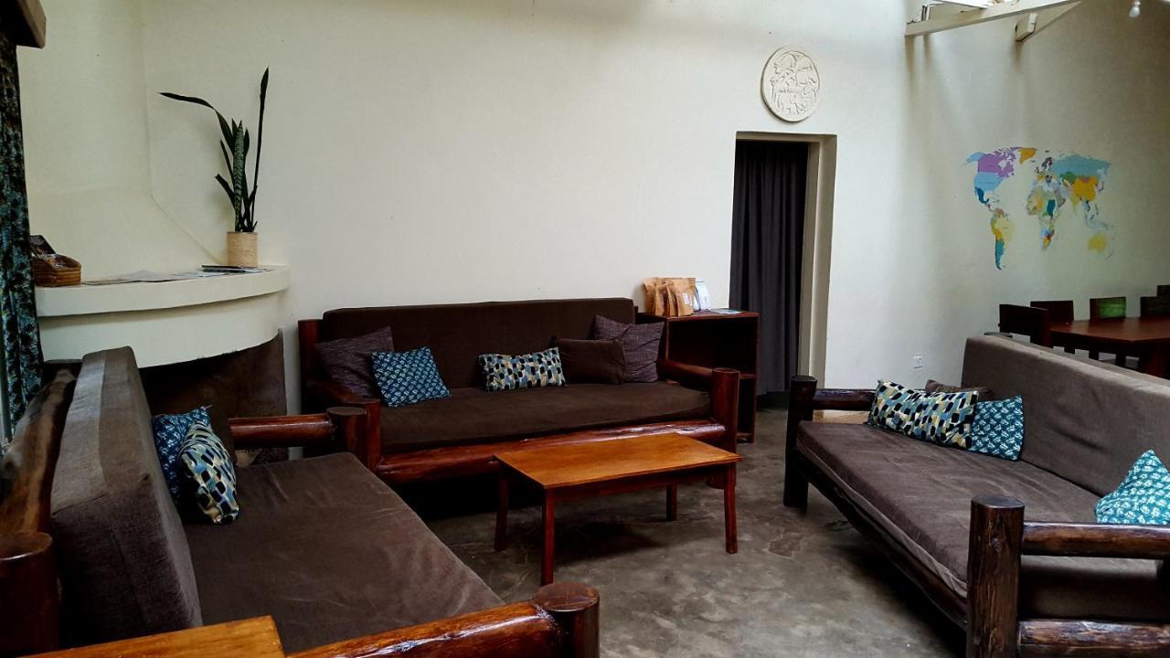 Bwindi Guest House Kanungu Kültér fotó